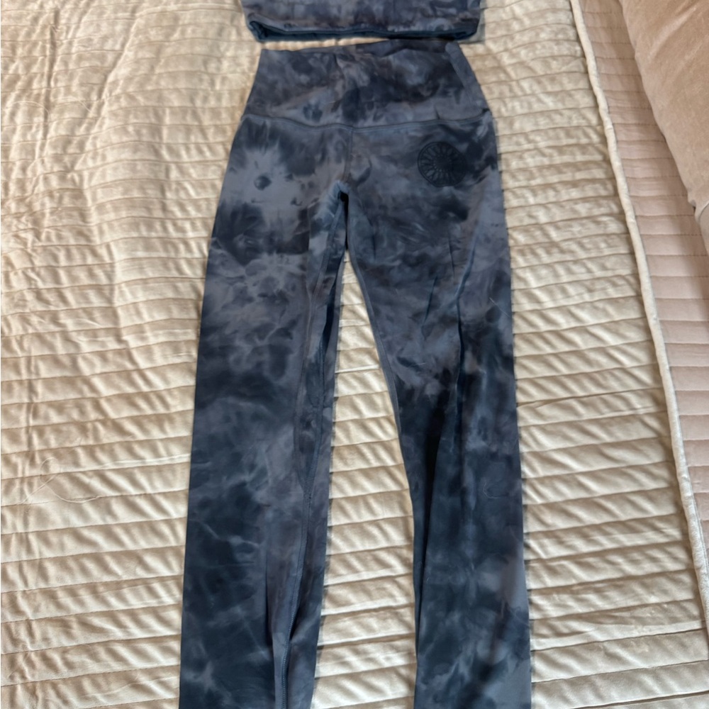 Lululemon Athletica Tie-Dye Gray Leggings